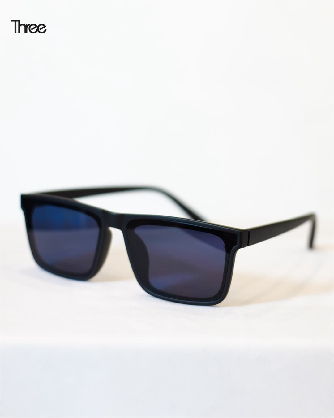 eyeGlass0
