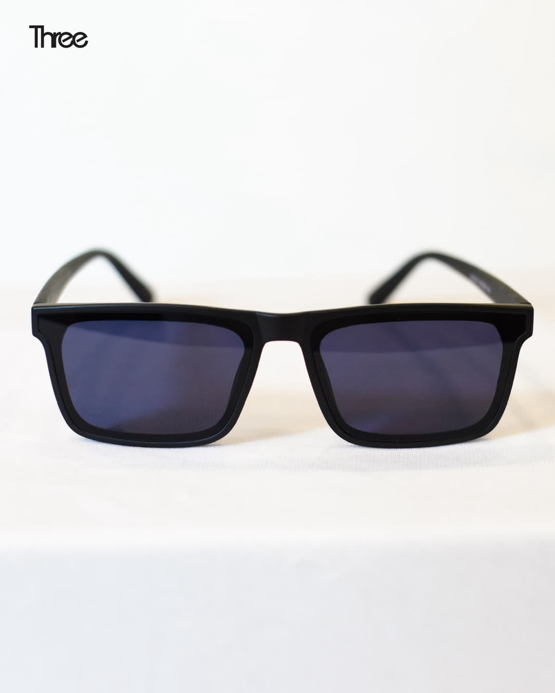 eyeGlass1