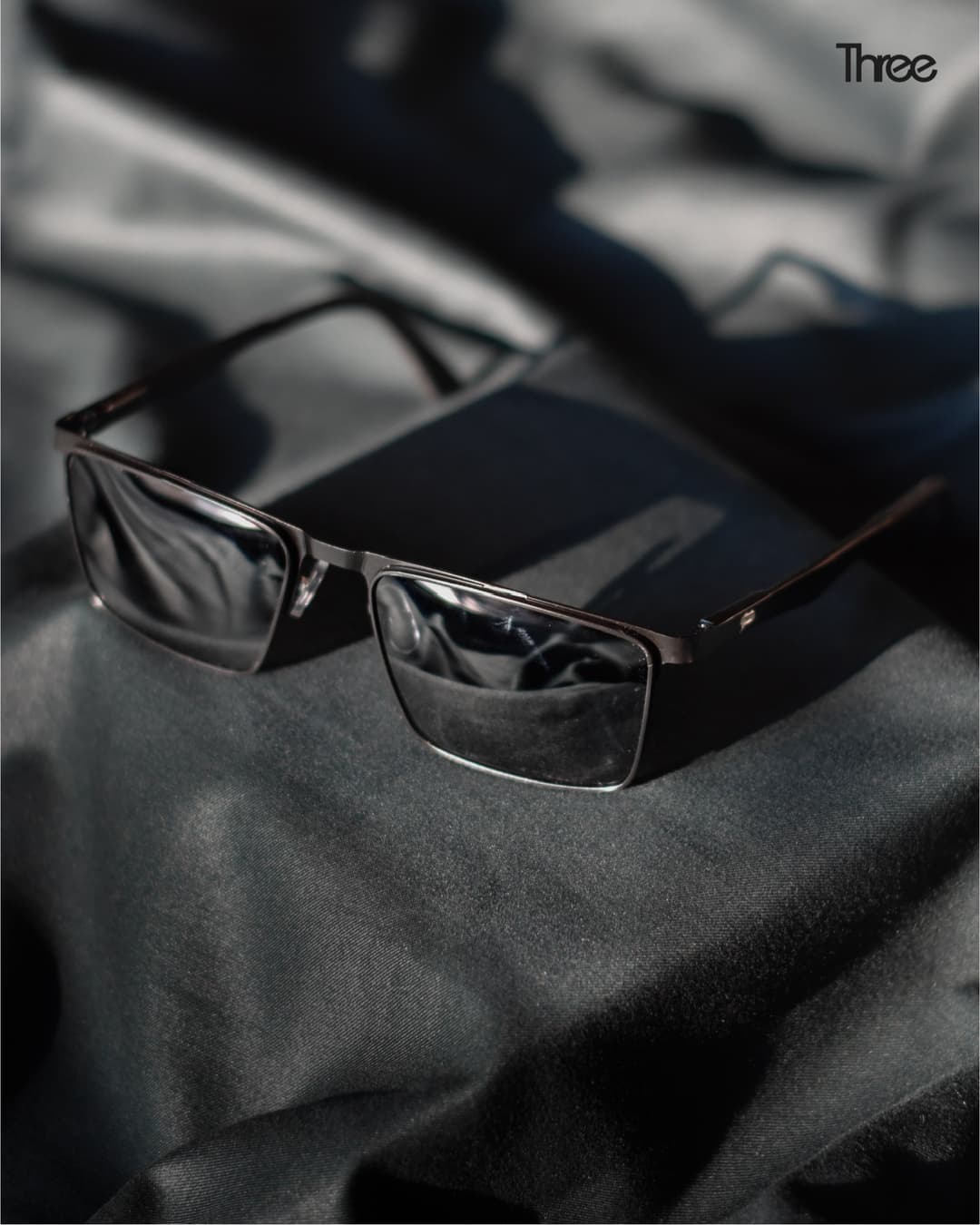 eyeGlass8